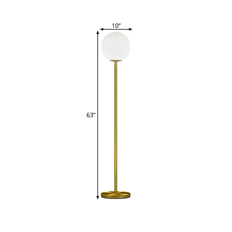 Melkachtige glazen bol leesvloerlamp modern 1-lichts messing afwerking staande verlichting voor slaapkamer Clearhalo