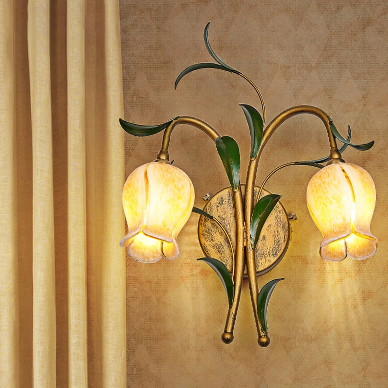 Messing bloemblaadje wandmontage verlichting landelijk wit/geel glas 2/3 lampen woonkamer schans lichtarmatuur Clearhalo