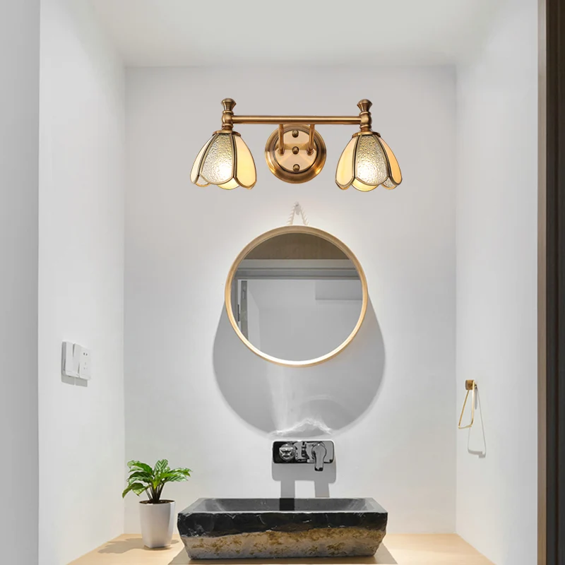 Messing bloemenijdelheid verlichtingsarmatuur traditionele metalen 2/3 lichten badkamer wandkandelaar Clearhalo