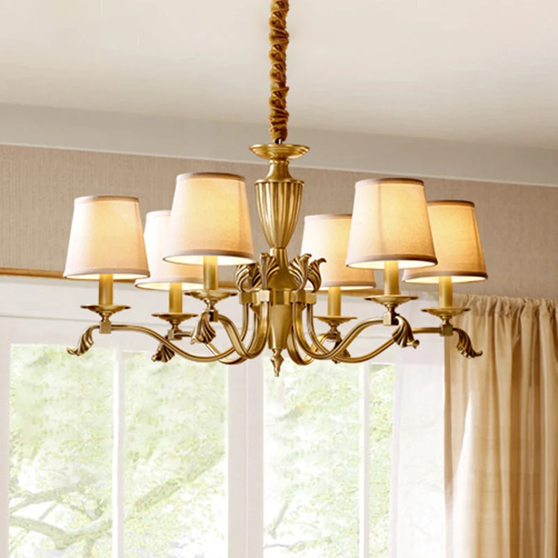 Messing kandelaar plafondverlichting moderne metalen kroonluchterlamp met taps toelopende stoffen kap Clearhalo