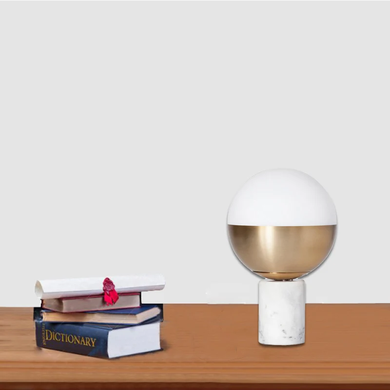 Messing Orbit Shade Tafellamp Modernisme Stijl 1-lichts opaalglazen tafelverlichting met marmeren voet Clearhalo