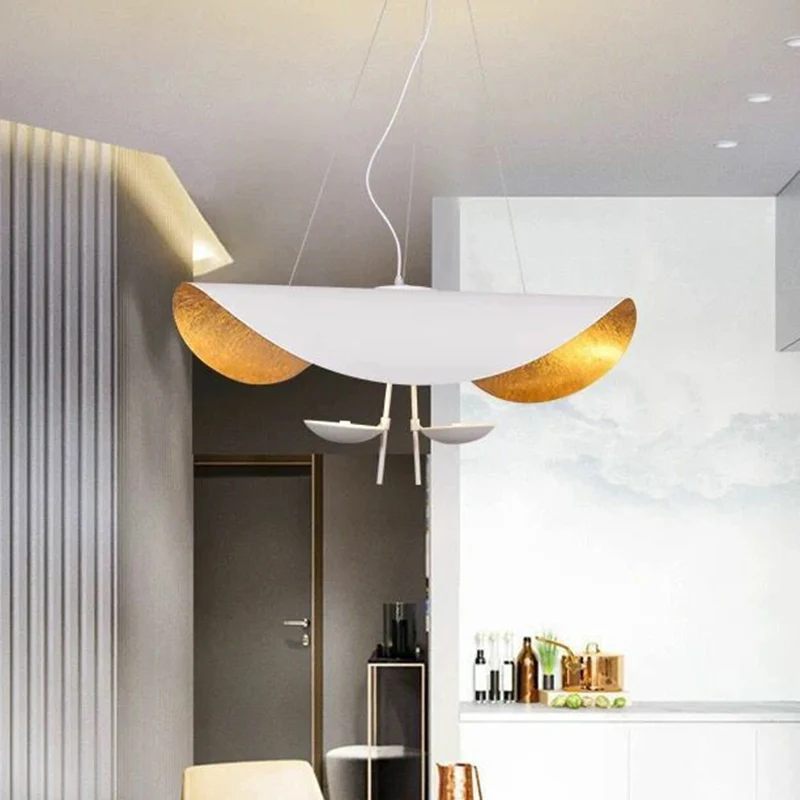 Metalen lotusbladvormige hanglamp Postmoderne hangende plafondlamp met 2 koppen boven tafel Clearhalo