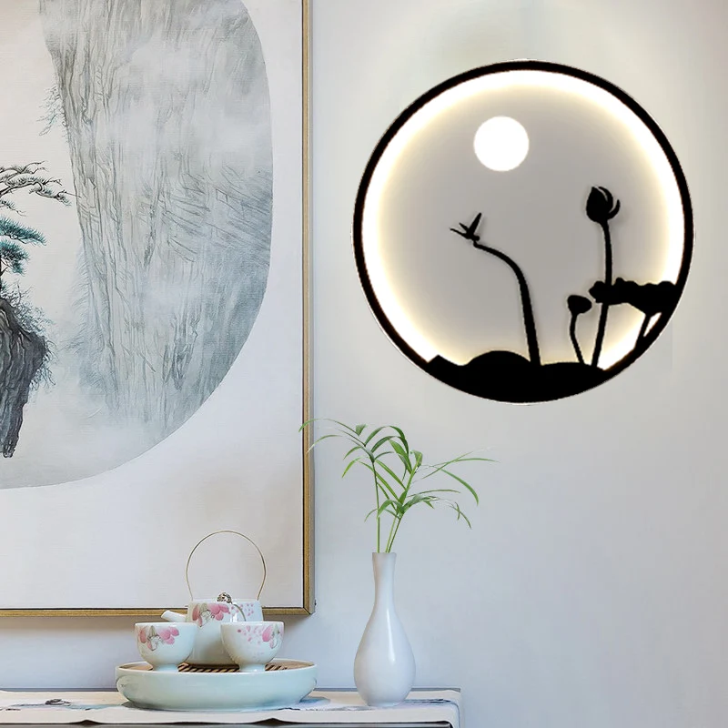 Metallic ronde wandlamp Aziatische stijl LED-muurschilderinglamp met maan- en vogel-/lotuspatroon zwart Clearhalo
