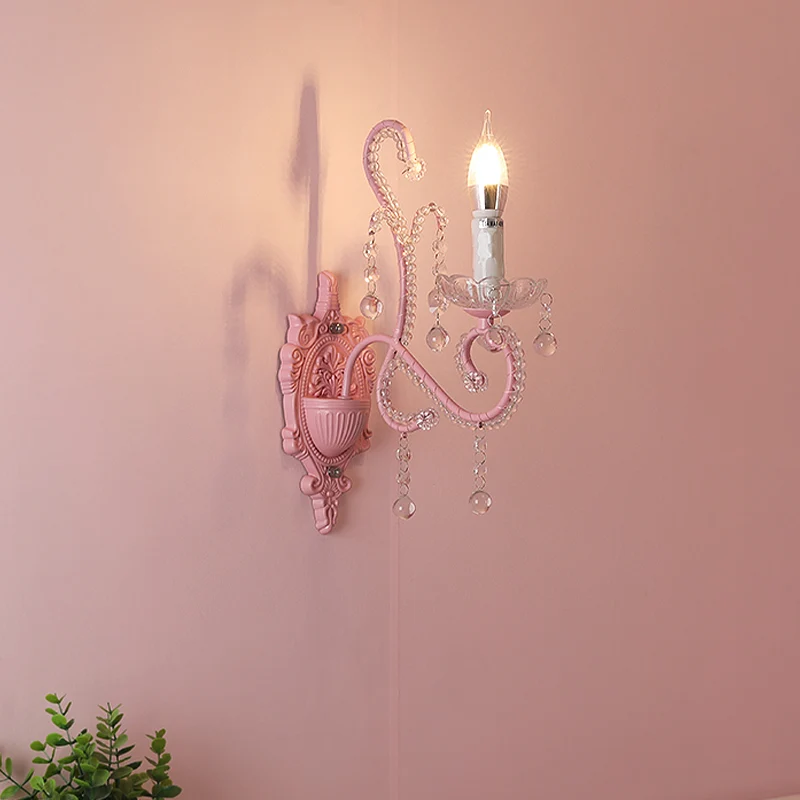 Metallic Scroll Arm Wandlamp Modernistische 1/2 Lichts Wandlamp met Kristallen Bol Deco Roze Clearhalo