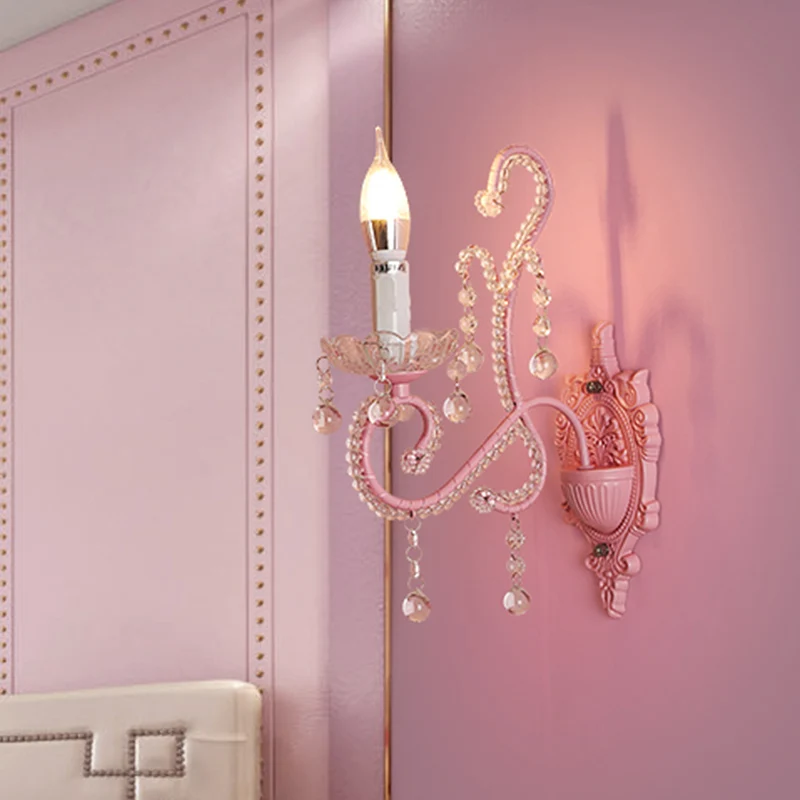 Metallic Scroll Arm Wandlamp Modernistische 1/2 Lichts Wandlamp met Kristallen Bol Deco Roze Clearhalo