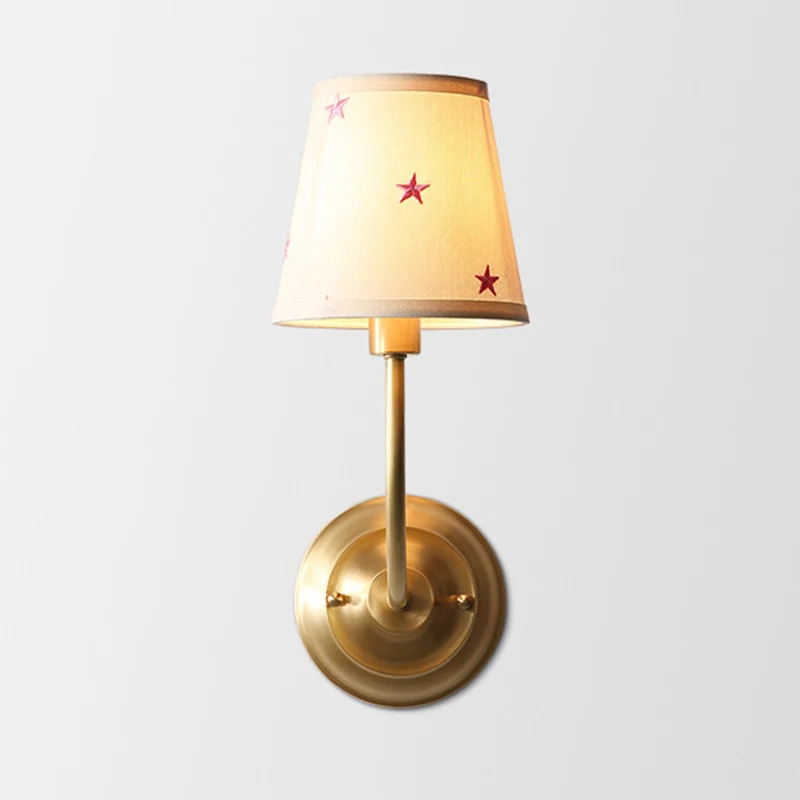 Minimalisme kegelvormige wandkandelaar Stoffen wandgemonteerde verlichting met één lamp goud Clearhalo