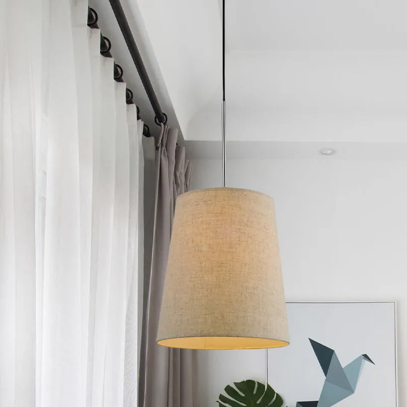 Minimalistische 1-lichts hangende vlassen taps toelopende slingerlamp met stoffen lampenkap Clearhalo