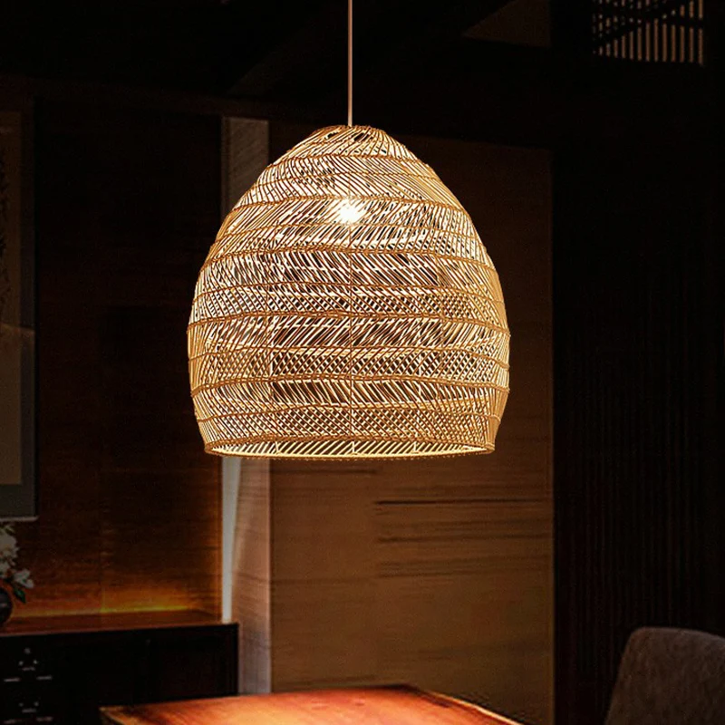 Minimalistische plafondlamp voor restaurants met één lamp en rotan kap van cloche Clearhalo