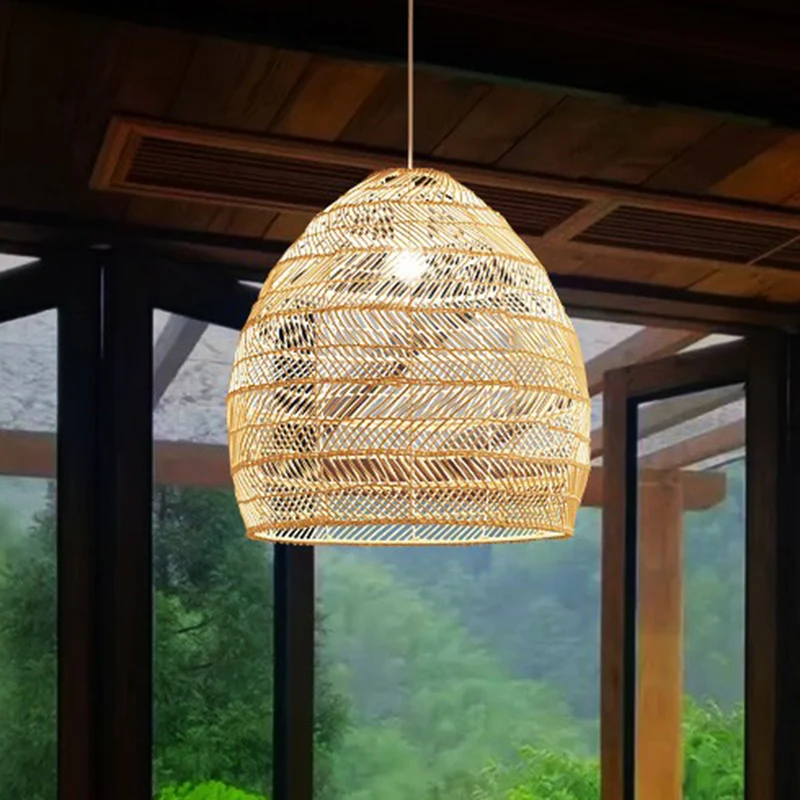 Minimalistische plafondlamp voor restaurants met één lamp en rotan kap van cloche Clearhalo