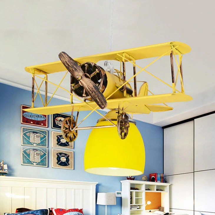 Modern eigentijds gevechtsvliegtuig kroonluchter metalen hanglamp voor kinderslaapkamer, blauw/rood/geel Clearhalo