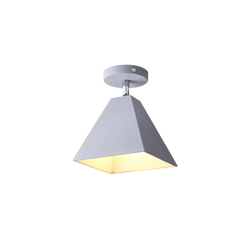 Moderne plafondlamp voor slaapkamer, metalen semi-inbouwlamp met piramidekap voor kinderen Clearhalo