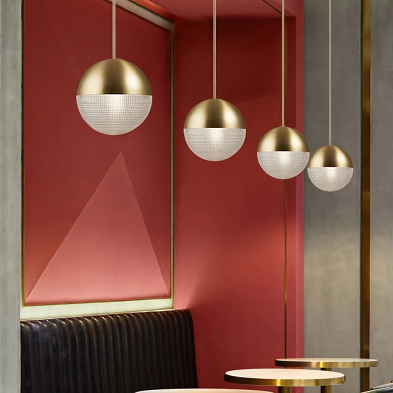 Moderne stijl halfronde glazen hanglamp, mat metalen lamplichaam, 1-lichts hanglamp voor gangpadbar Clearhalo
