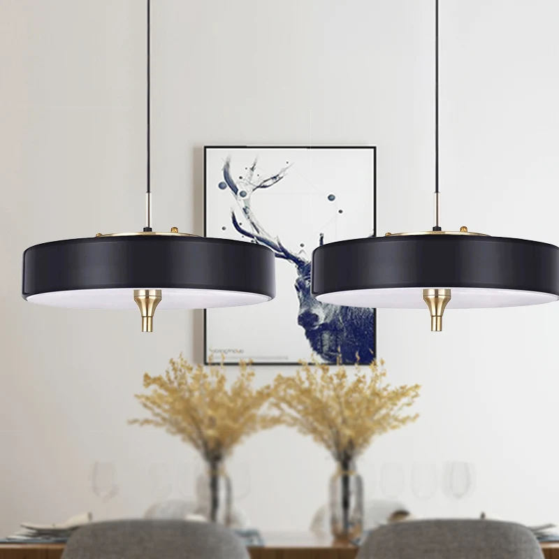 Modernistische LED-hanglamp met metalen kap Zwart/wit ronde hanglamp voor eetkamer Clearhalo