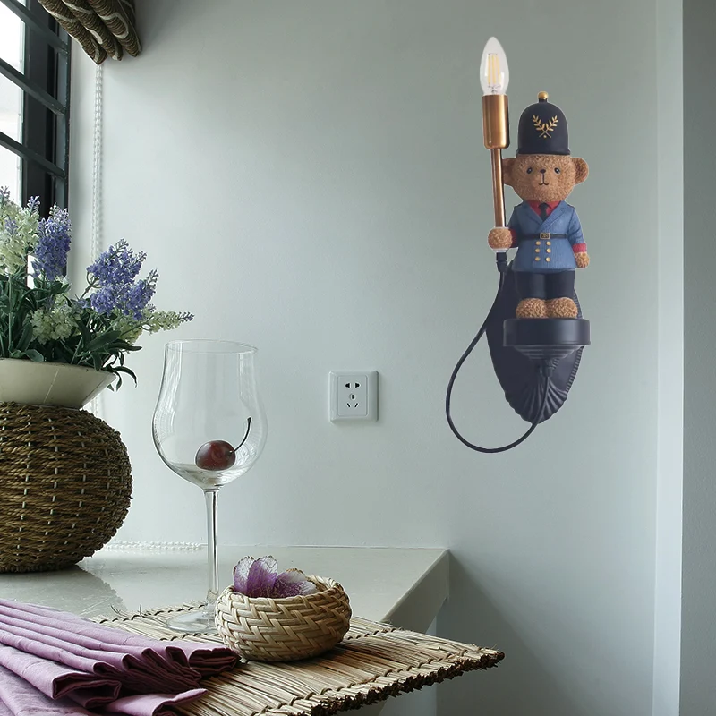 Mooie speelgoedbeer wandlamp met kaarshars 1 lichtblauw schanslicht voor de kleuterschool Clearhalo