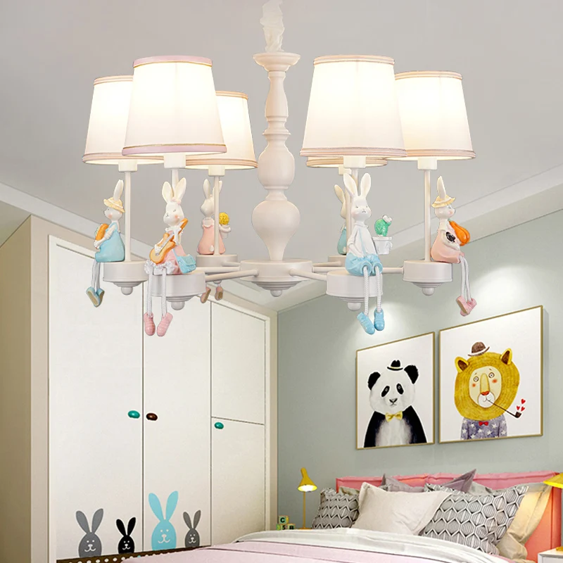 Mooie, taps toelopende hanglampen voor kinderen, metaal, wit, 6 lampen kroonluchter voor meisjesslaapkamer Clearhalo