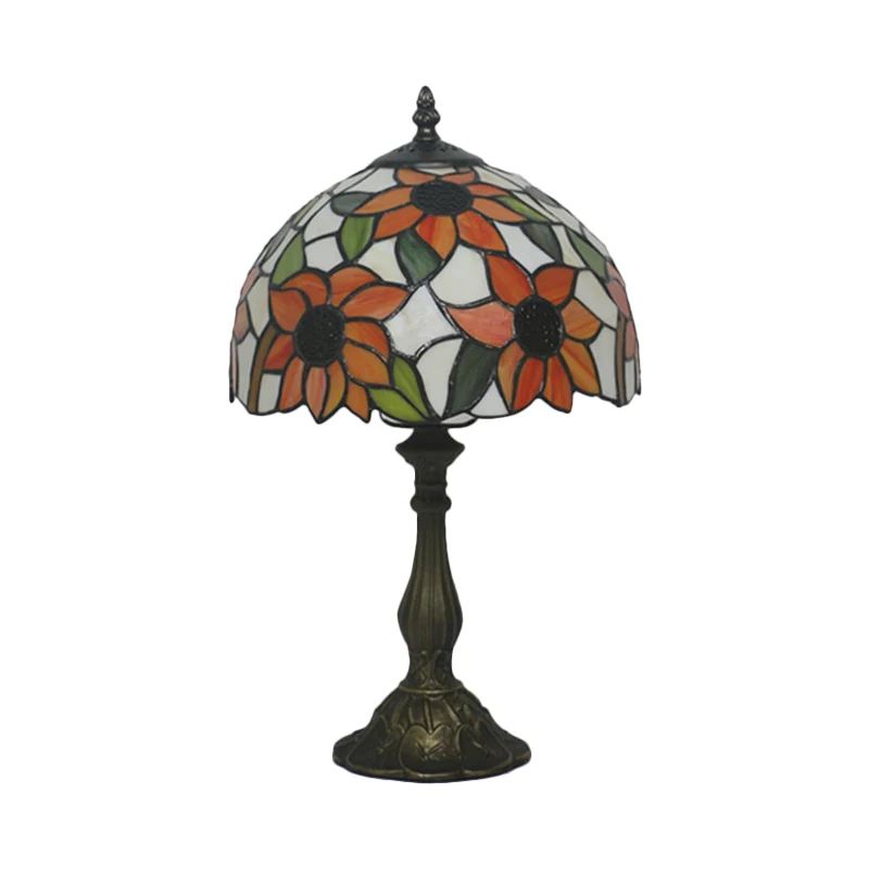 Nachtkastje met 1 kop, verlichting Victoriaans brons, nachtlampje met zonnebloemmotief en komvormige glazen kap Clearhalo