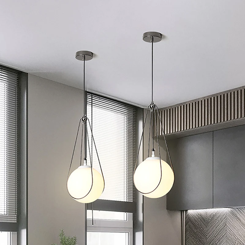 Orb Restaurant Hanglampset Wit matglas 1 kop Eenvoudige plafondhanglamp met druppelvormig ijzeren frame Clearhalo