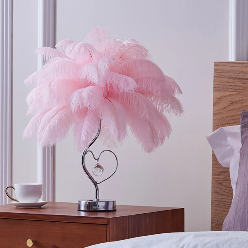 Palmboom Feather Tafelverlichting Modern Romantisch Roze/Wit LED-nachtkastjelamp met K9 Crystal Drop Clearhalo