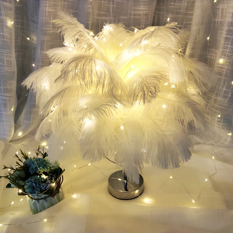 Palmboom Feather Tafelverlichting Modern Romantisch Roze/Wit LED-nachtkastjelamp met K9 Crystal Drop Clearhalo