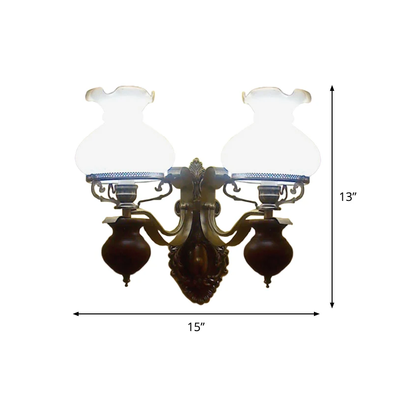 Pastorale handgemaakte kruik wandkandelaar 1/2-kop opaline geribbeld glas wandmontage lichtarmatuur brons Clearhalo