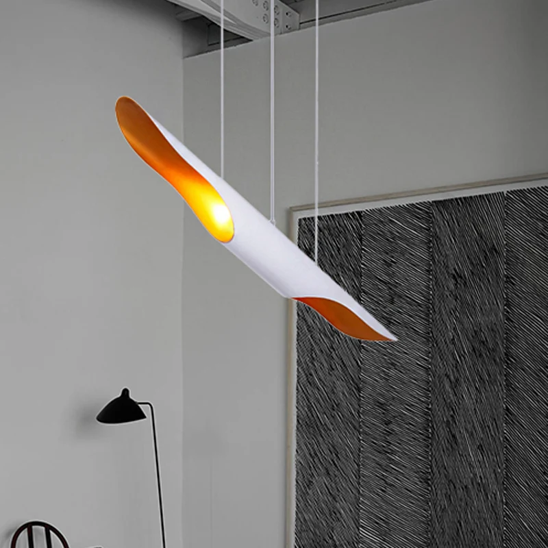 Pijphangend plafondlamp Scandinavisch metaal Zwart/wit hanglamp voor slaapkamer, 23,5"/27,5"/31,5" breed Clearhalo