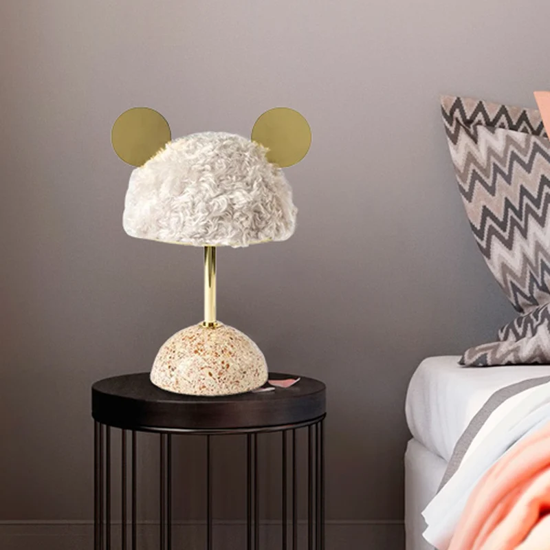 Pluche stof beer tafellamp kinderstijl 1 lamp roze/donkergroen/lichtroze nachtkastje met koepelvormige terrazzo voet Clear...