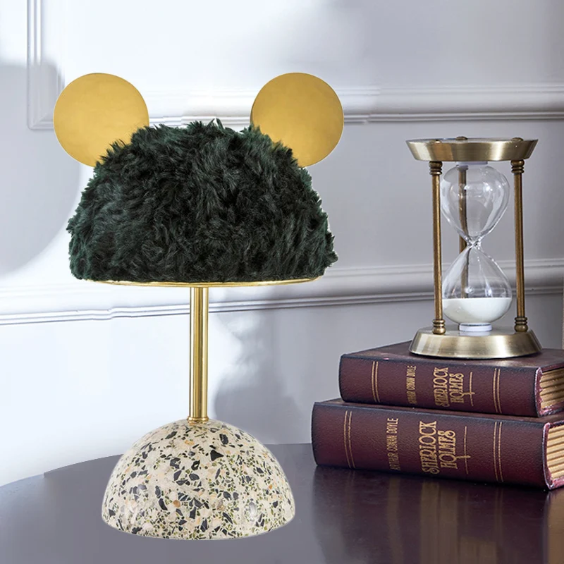 Pluche stof beer tafellamp kinderstijl 1 lamp roze/donkergroen/lichtroze nachtkastje met koepelvormige terrazzo voet Clear...