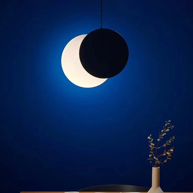 Post moderne LED hangende hanglamp zwart/wit draaibaar halvemaanvormig druppellicht met acryl kap warm/wit licht, 7"/11"W...