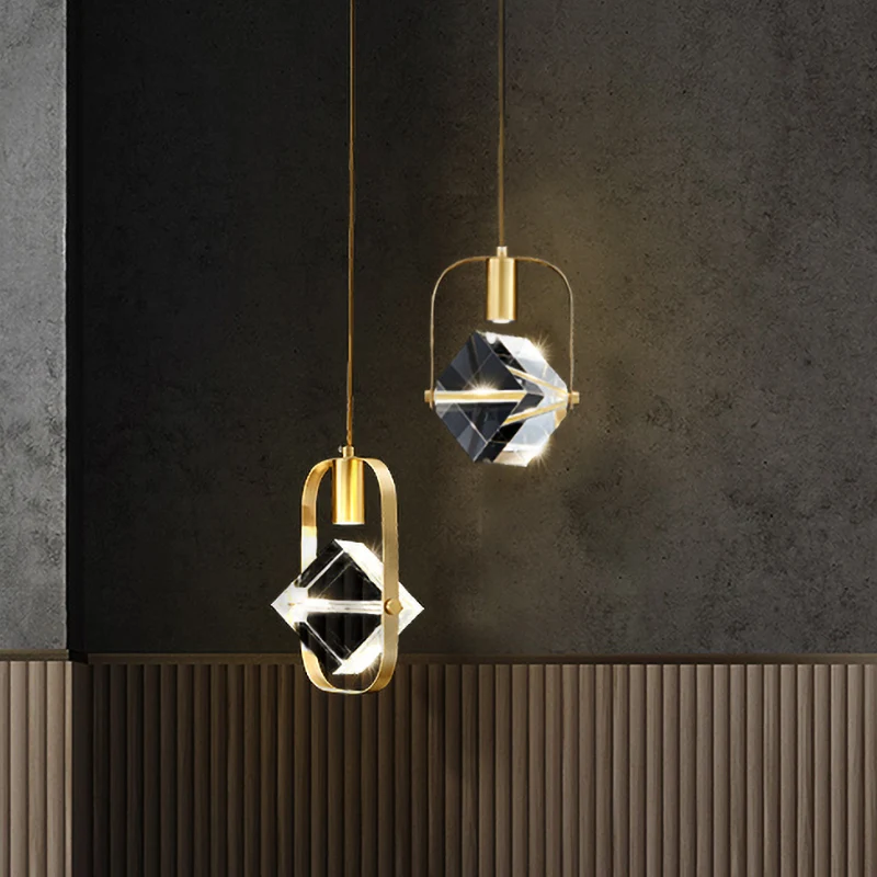 Postmoderne gouden hanglamp met 2 koppen kubieke multi-lichthanger en metalen frame voor restaurant Clearhalo