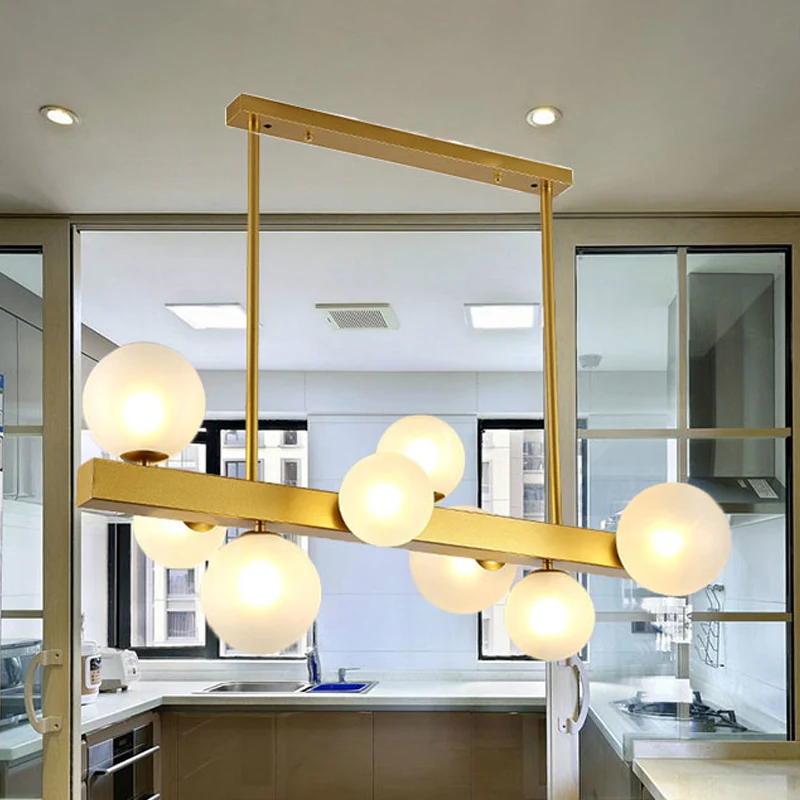 Postmoderne kroonluchter met gouden afwerking en bolschaduw 8 lichts glazen hanglamp voor eetkamer Clearhalo