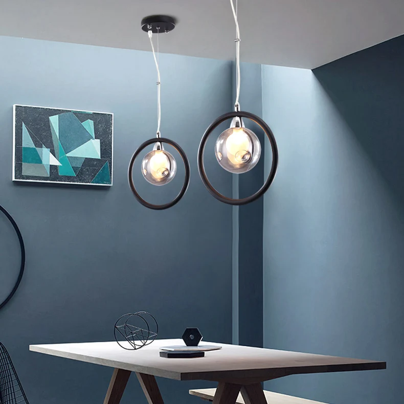 Ronde hanglamp van geblazen glas met kuiltjes, moderne 1/2/3-lichts led-hangende plafondlamp zwart met ijzeren ring Clearhalo
