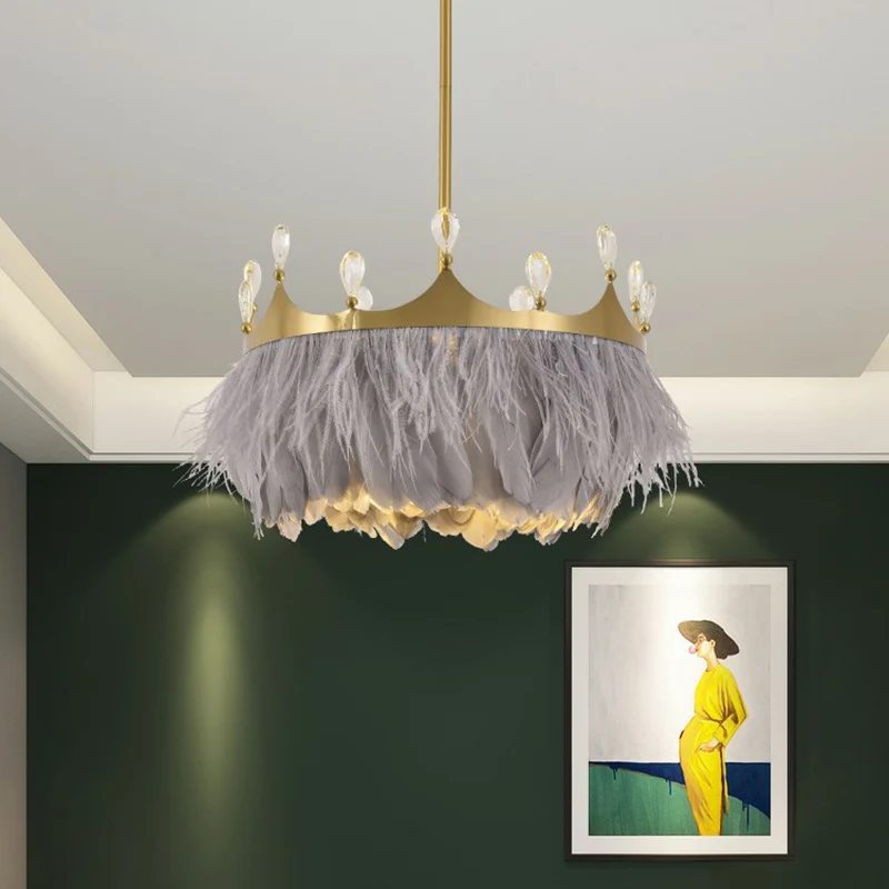 Ronde hanglamp voor de slaapkamer Feather 1-lamp Simplicity hanglamp met kristal en kroondecor goud Clearhalo