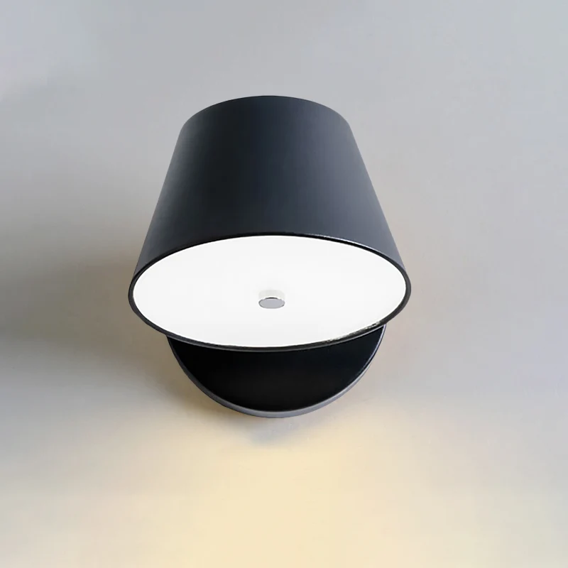 Roze/geel/zwart kegelvormige wandkandelaar Macaron 1 lichtmetalen schanslamp wit/warm licht Clearhalo