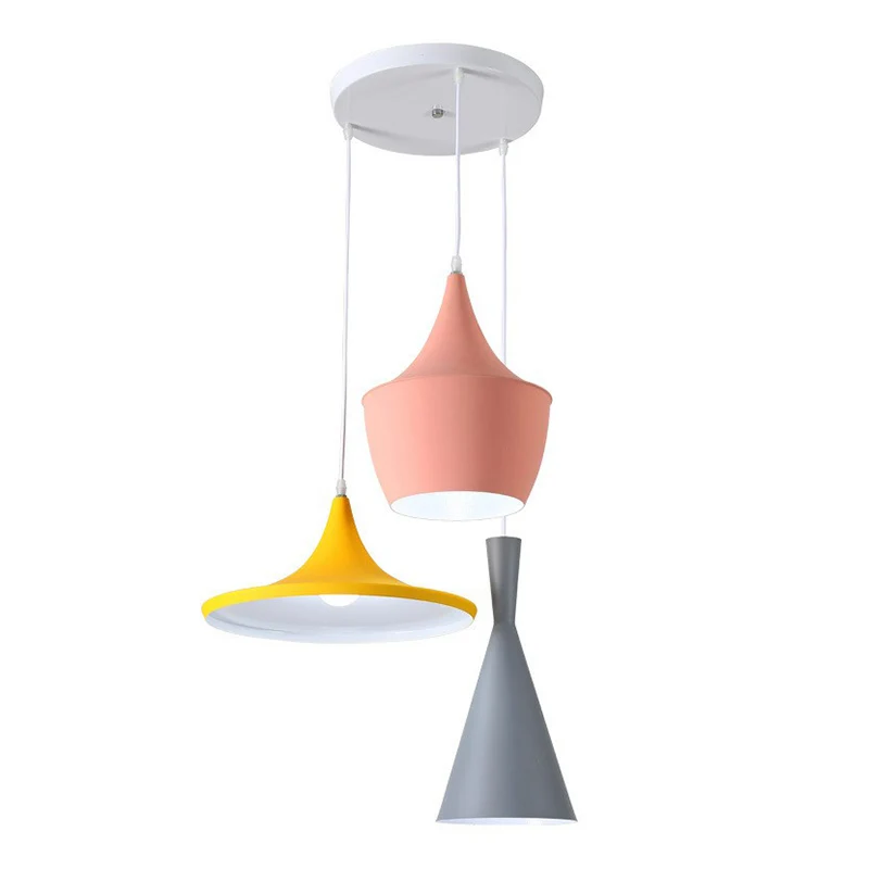 Schaduwrijke hangende verlichting Minimalistische metalen 3-kops roze-gele multi-lichthanger Clearhalo