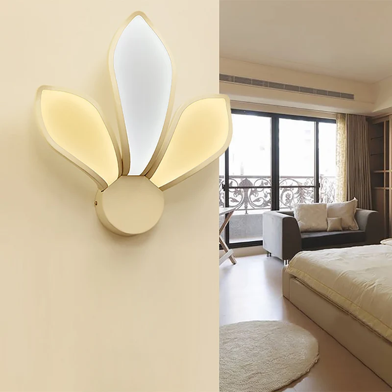 Slaapkamer LED-bloemblaadje wandkandelaar eenvoudig acryl 3-lichts wandverlichtingsideeën neutraal/wit/warm licht Clearhalo