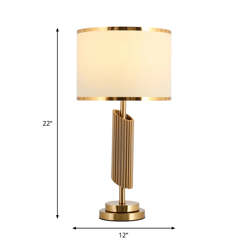Tafelverlichting van stoffen ton Klassieke salonnachtlamp met 1 lichtpunt en afgeschuinde cilindervoet messing Clearhalo