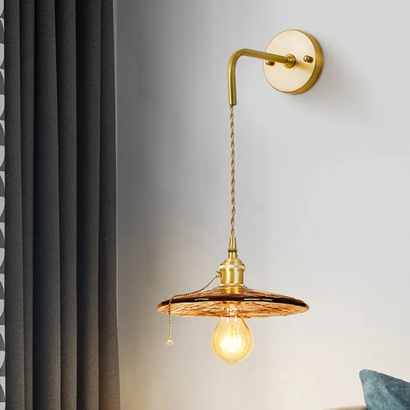Tan glazen kegel/trapezium/platte blaker kolonialisme 1-lichts woonkamer wandgemonteerd lichtarmatuur goud met snoer Clear...