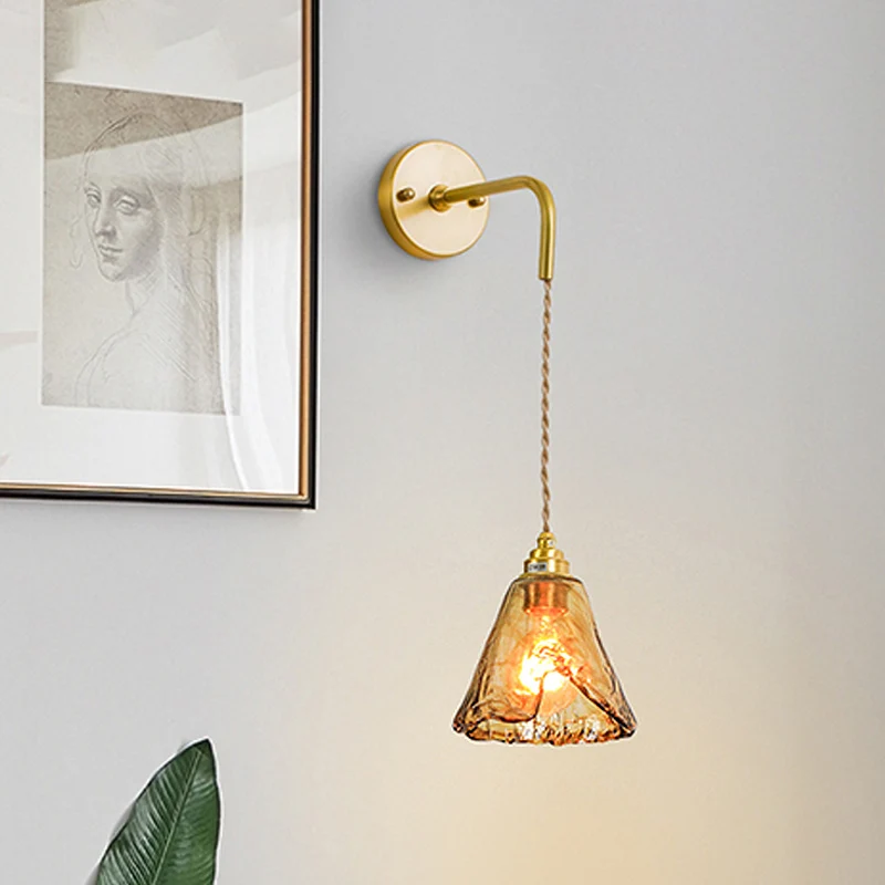 Tan glazen kegel/trapezium/platte blaker kolonialisme 1-lichts woonkamer wandgemonteerd lichtarmatuur goud met snoer Clear...