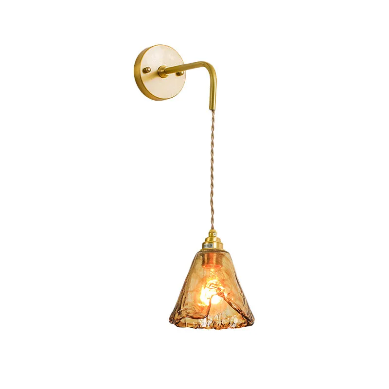 Tan glazen kegel/trapezium/platte blaker kolonialisme 1-lichts woonkamer wandgemonteerd lichtarmatuur goud met snoer Clear...