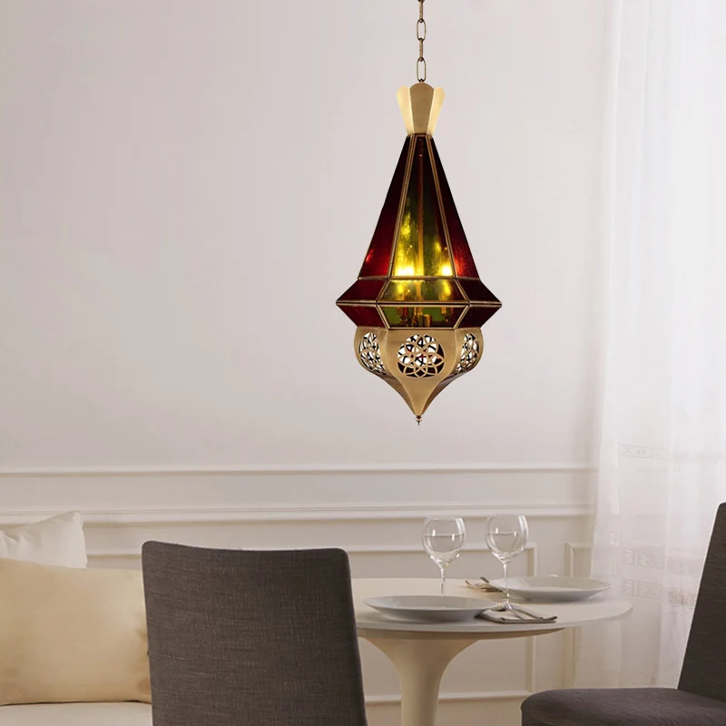 Taps toelopende metalen hanglamp Arabische restaurantkroonluchter met 3 lampen messing met kap van gebrandschilderd glas C...