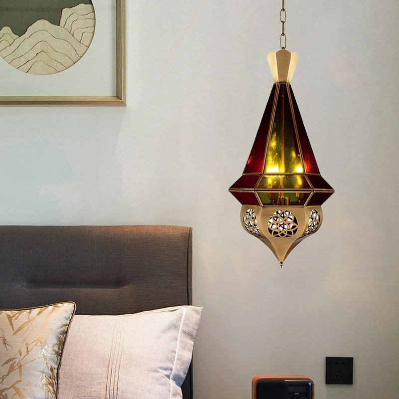 Taps toelopende metalen hanglamp Arabische restaurantkroonluchter met 3 lampen messing met kap van gebrandschilderd glas C...