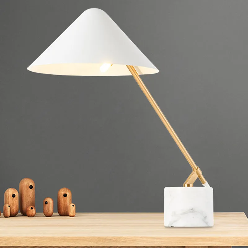 Taps toelopende taakverlichting Modernisme Metalen 1-kops kleine bureaulamp wit met marmeren voet Clearhalo