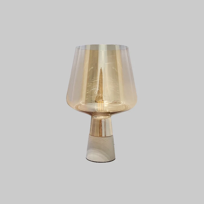 Taps toelopende tafelverlichting Nordic Cement Enkele studeerkamer Nachtkastjelamp met wijnglasachtige amberkleurige glaze...