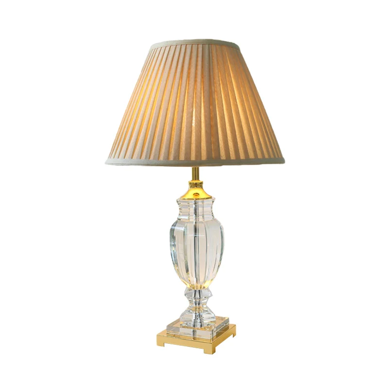 Taps toelopende woonkamertafellamp Rustiek, stijlvol stof, 1 lichtbeige nachtkastjelamp met kristallen accent Clearhalo