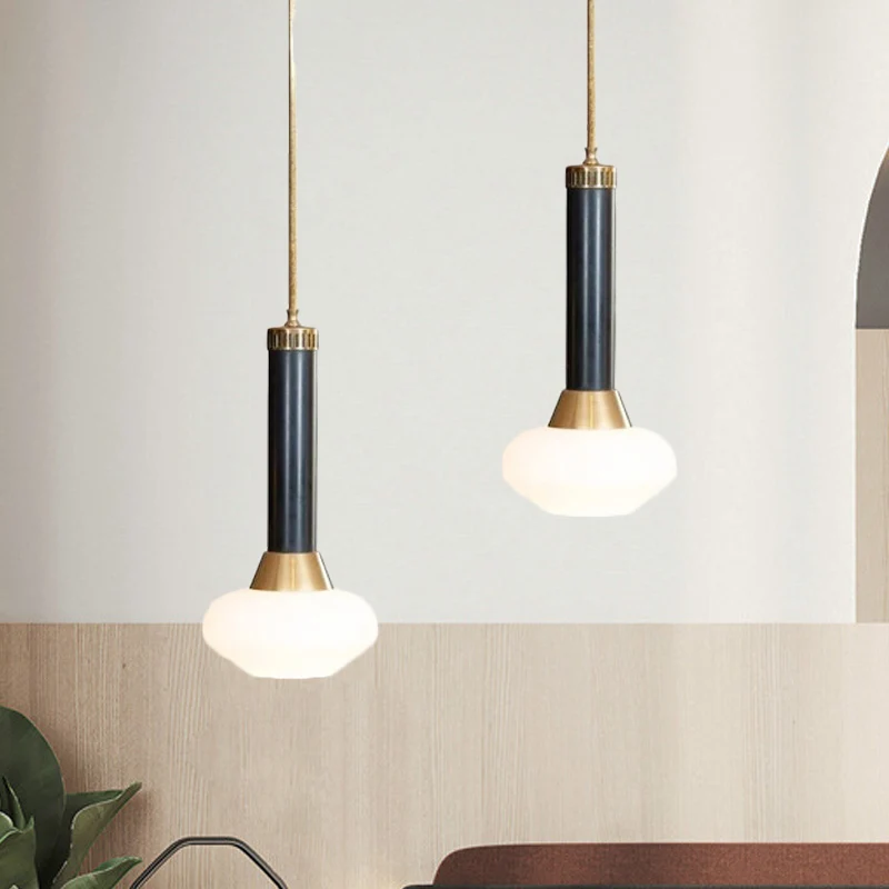 Torchlight Design nachtkasthanger opaal matglas 1-lichts modernistische plafondslingerlamp zwart Clearhalo