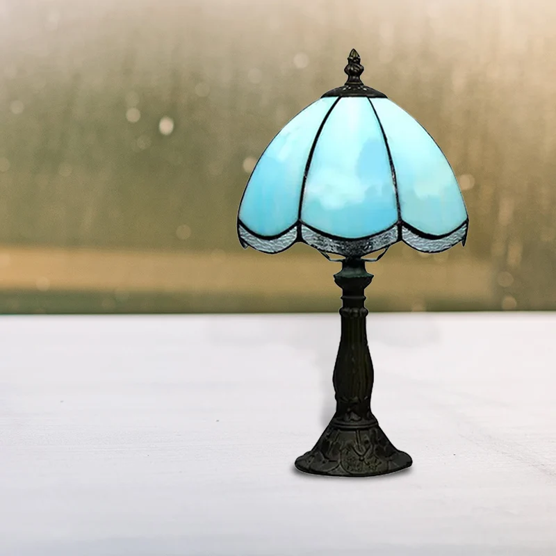 Traditionele geschulpte tafelverlichting 1-lichts gebrandschilderd glas binnenverlichtingsarmatuur blauw/wit Clearhalo