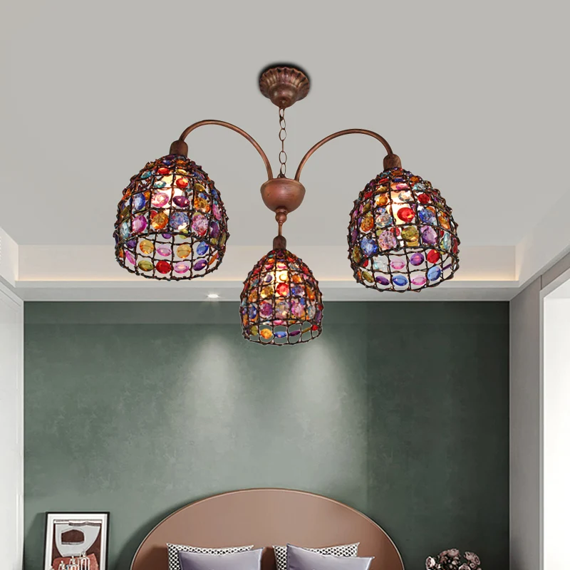 Traditionele koepelkroonluchter verlichtingsarmatuur 3 koppen metalen druppelhanger brons voor slaapkamer Clearhalo