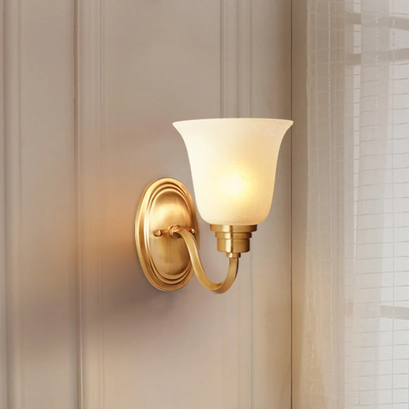 Traditionele, schaduwrijke wandmontageverlichting, glazen wandlamp met één lamp goud Clearhalo