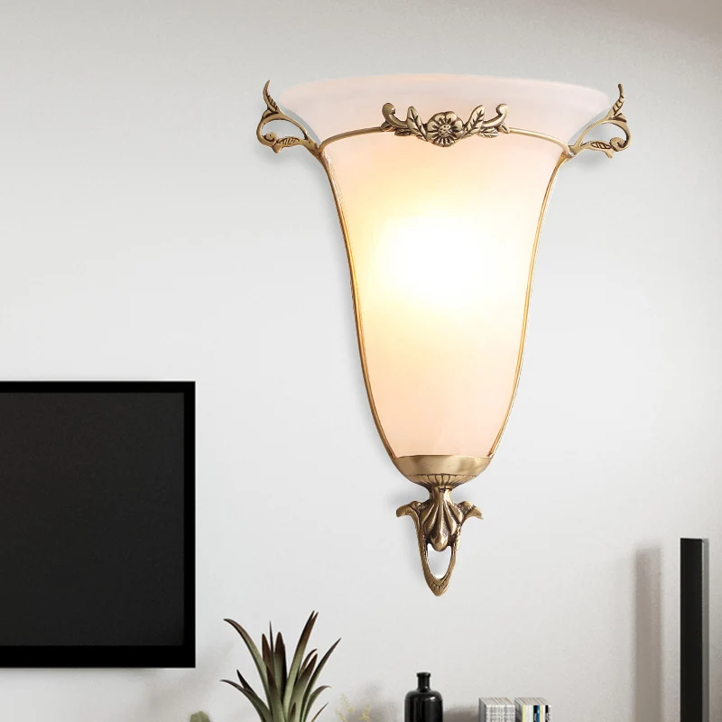 Traditionele trompet wandmontage verlichting matglas 1 kop wandgemonteerde lamp messing Clearhalo
