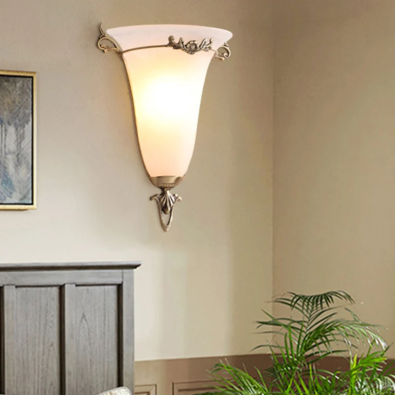Traditionele trompet wandmontage verlichting matglas 1 kop wandgemonteerde lamp messing Clearhalo